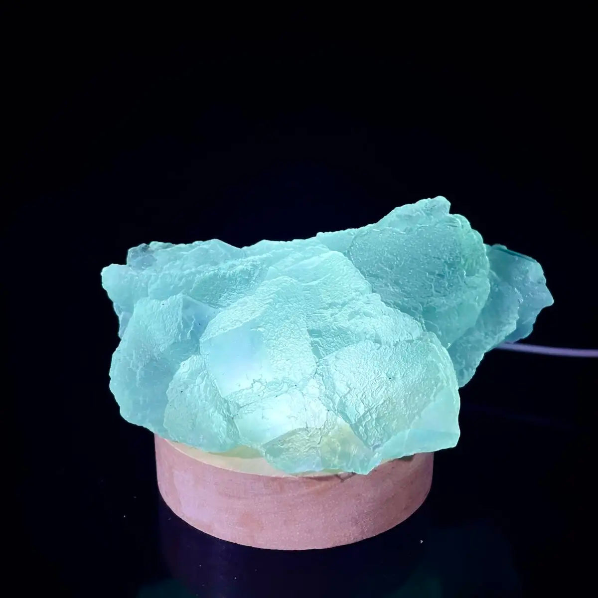 Large Translucent Green Fluorite Specimen from Hunan, China | Natural Light-Transmitting Crystal Display Piece | 510 g | 13*8*4.5 cm