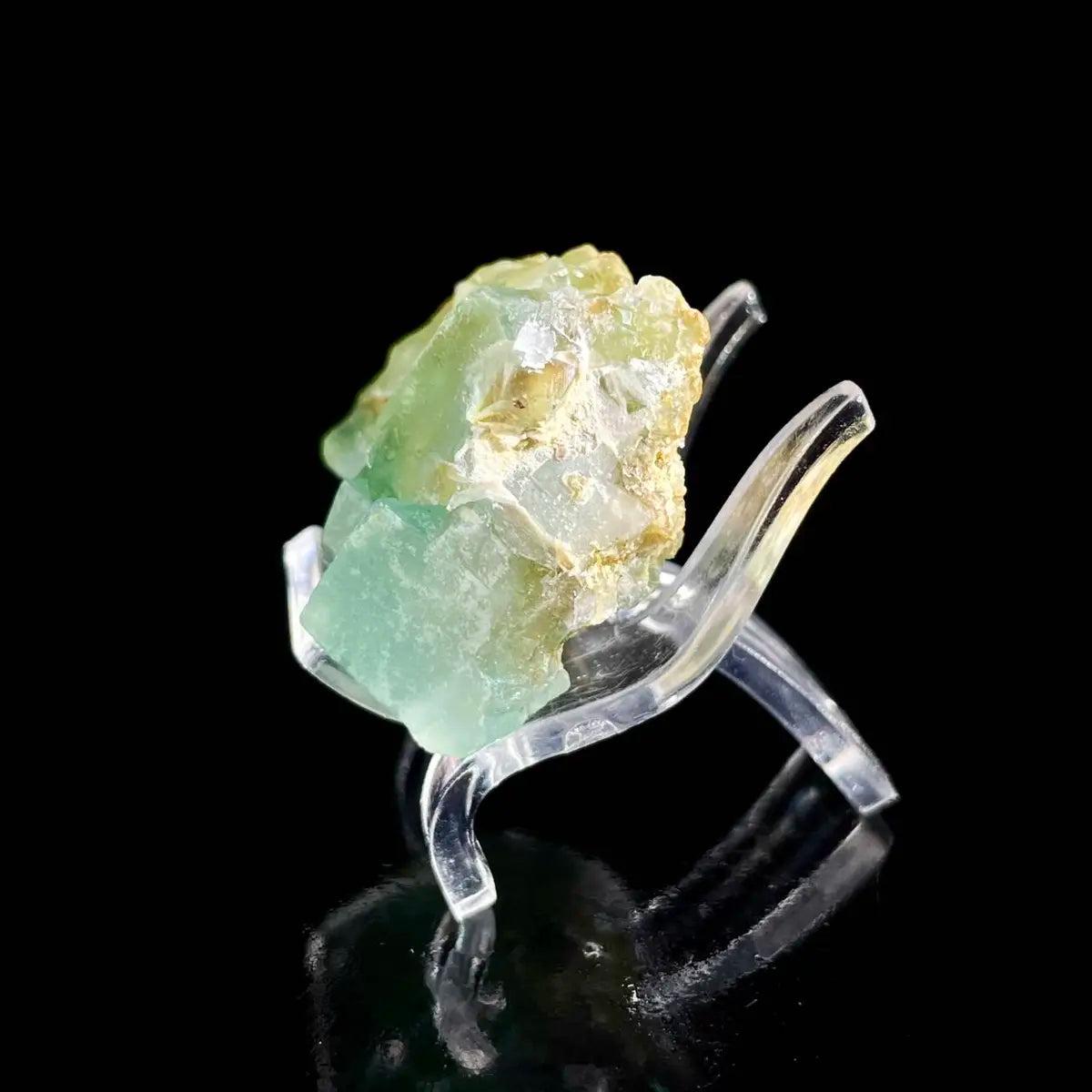 XHL Fluorite from Hunan, China | Natural Mineral Specimen Display Piece | 30 g | 4*3*1.5 cm