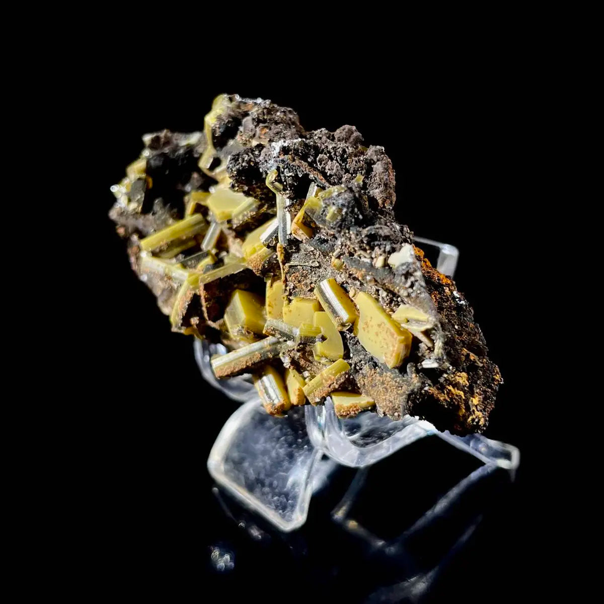 atural Chlorite Quartz with Calcite on Matrix | Green Phantom Quartz Specimen from Mexico | Rare Mineral Association | 41 g | 6.5*4*2.5 cm
