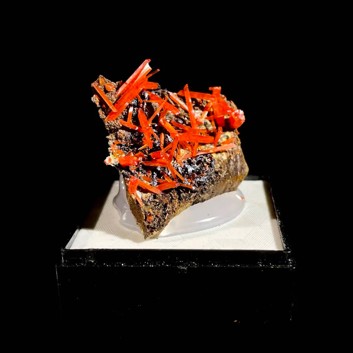 Natural Australian Crocoite Crystal Specimen | Rare Lead Chromate Mineral on Matrix | Collector’s Grade | 3.5*3*1.5 cm