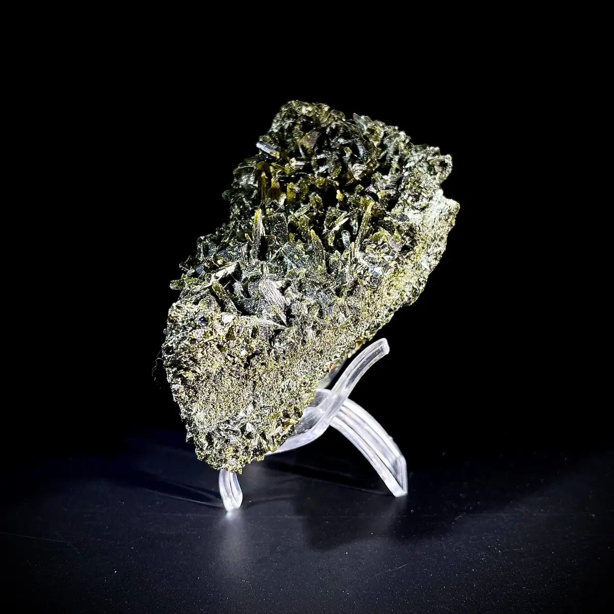 Natural Green Epidote& Tourmaline Specimen | Madagascar | 400 g | 10*8.5*5.5 cm