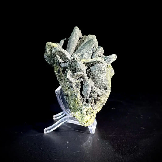 Natural Green Tourmaline Specimen | Madagascar | 250 g | 10*3*6 cm