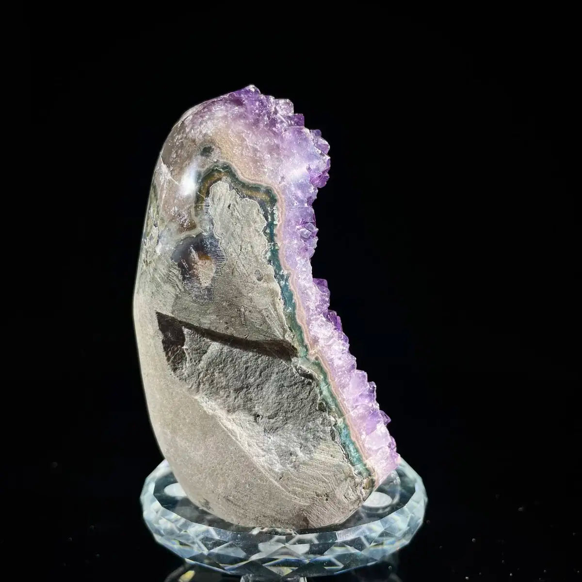 Natural Amethyst Crystal Cluster with Polished Base | 390g | 10*6*5 cm | Quartz Mineral Specimen | Uruguay