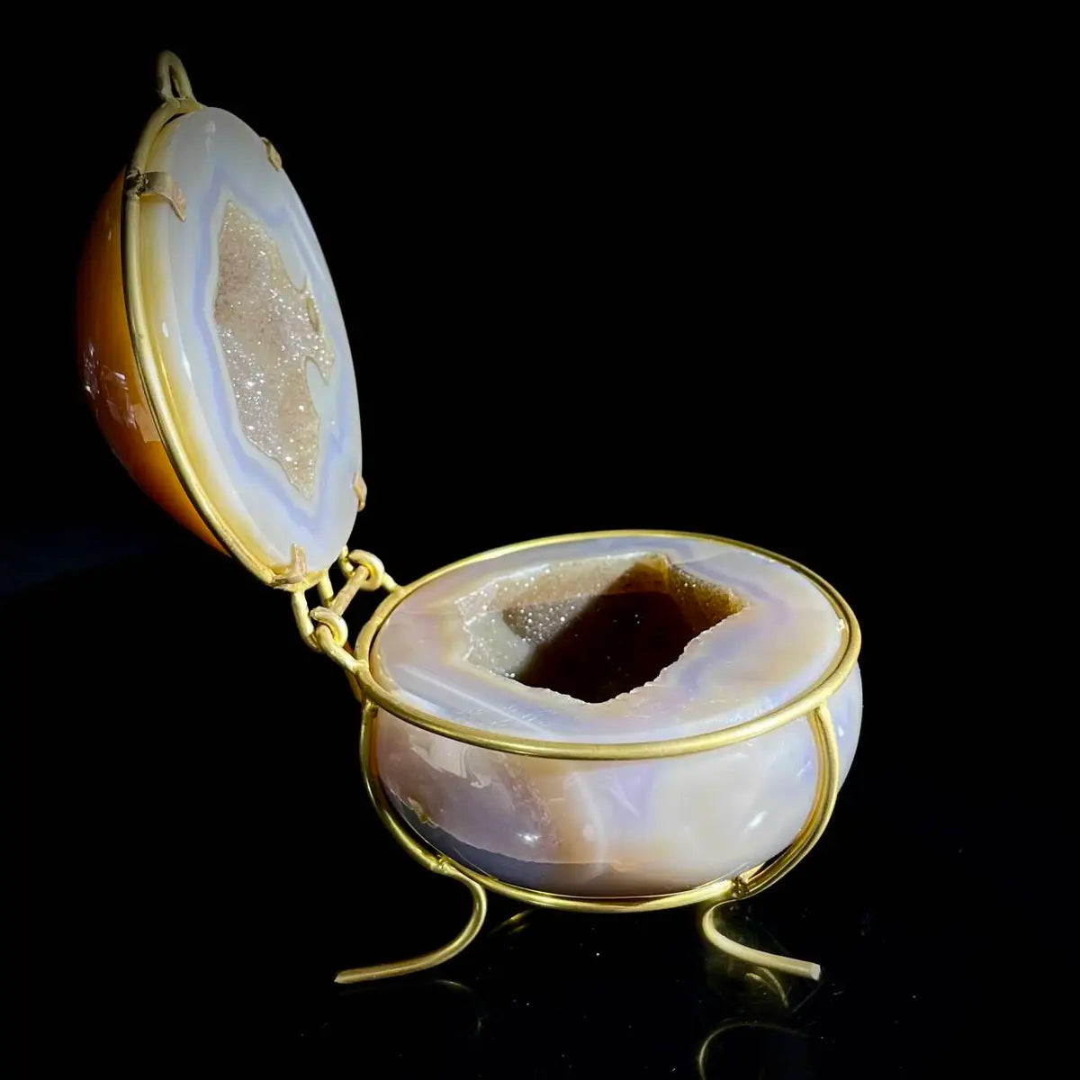 Natural Agate Geode Slice Pair on Metal Stand | Museum Grade Display Mineral Specimen | Decorative Home & Office Decor | 1000 g | 16*11*9 cm