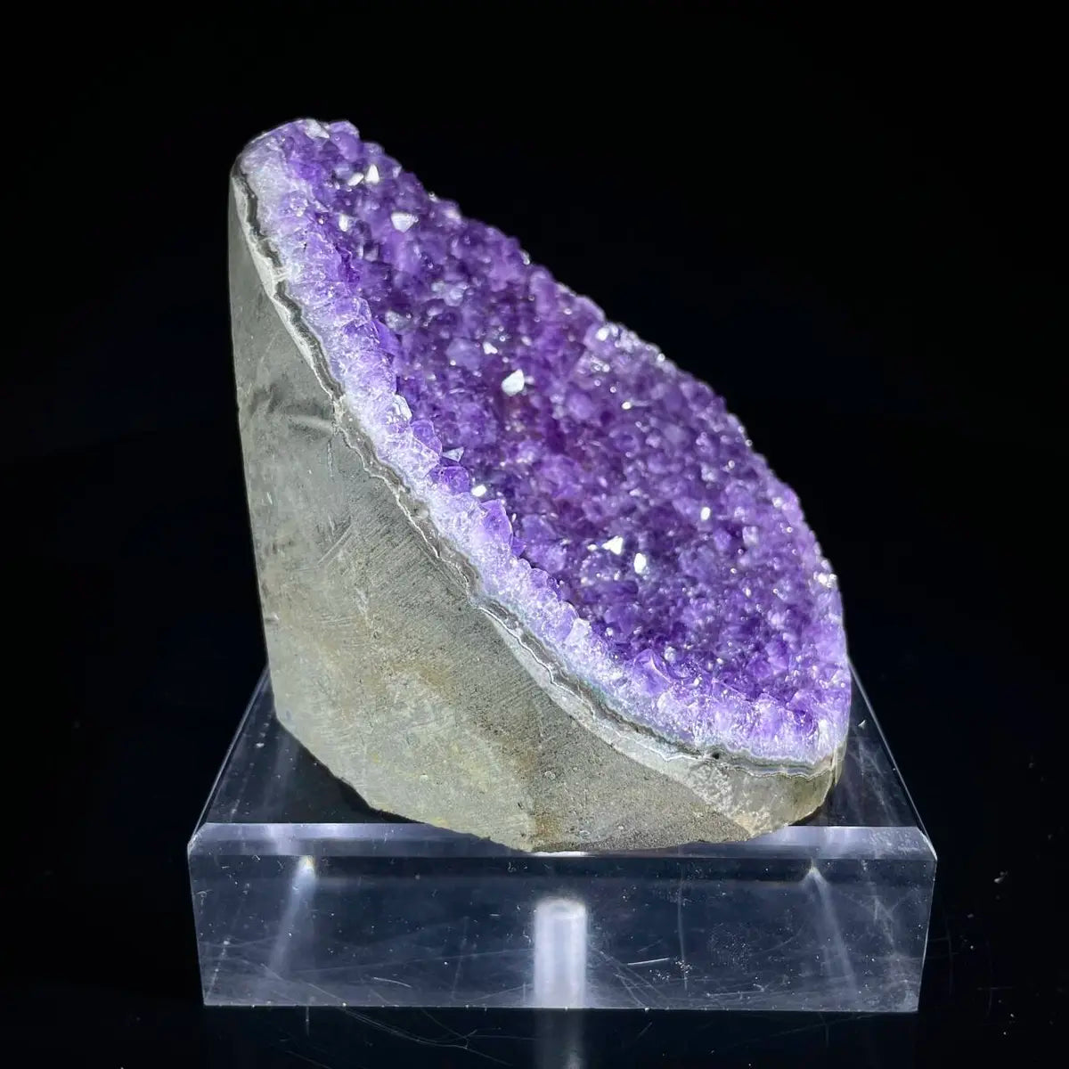 Natural Amethyst Crystal Cluster with Polished Base | 910g | 8.5*12.5*9 cm | Quartz Mineral Specimen | Uruguay