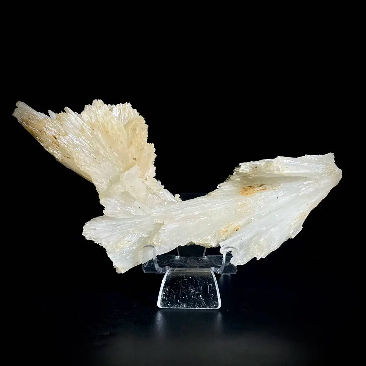 Guizhou White Aragonite/White Veined Natura l Stone Specimen |15.5×8×4.5 cm| 180g