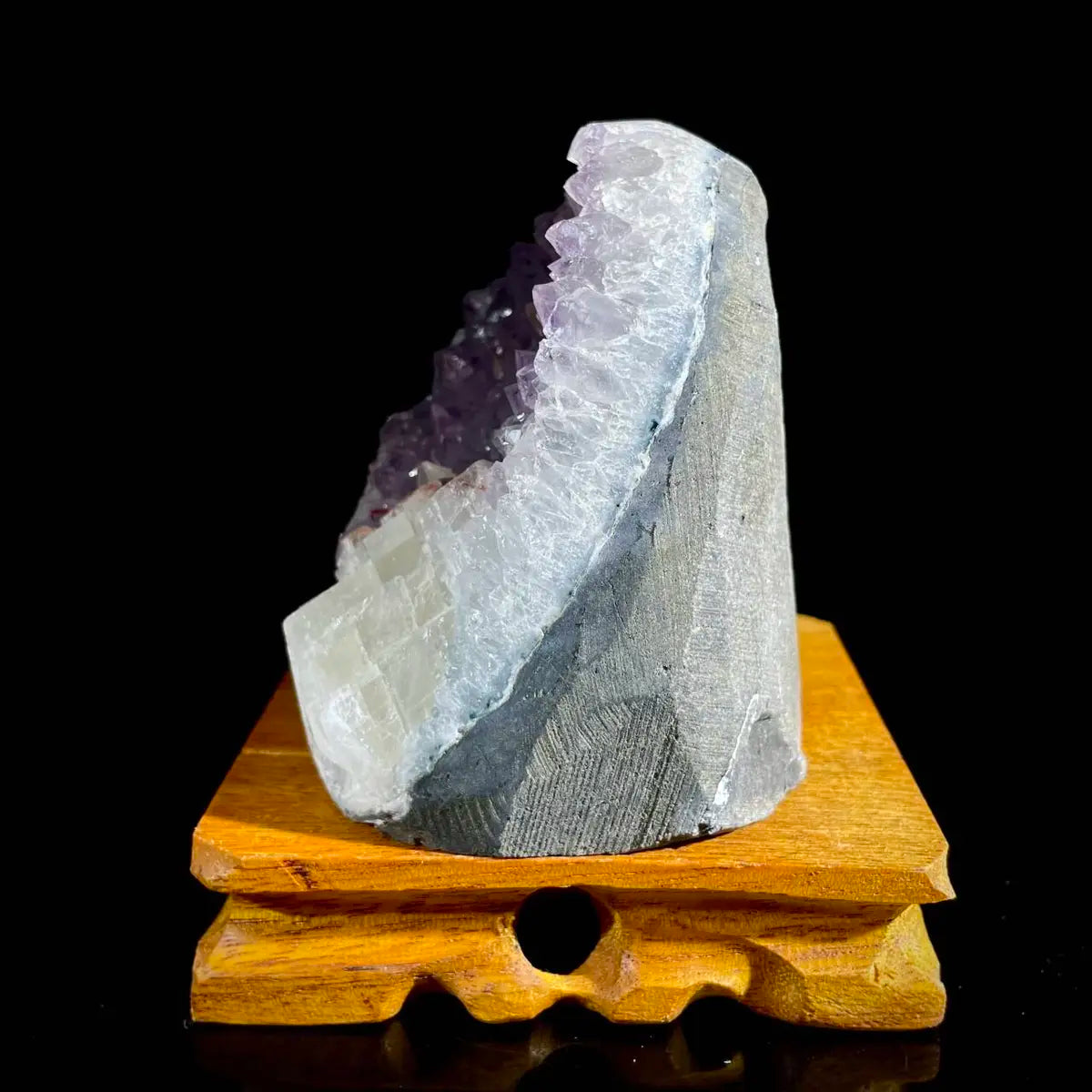 Natural Uruguayan Amethyst Crystal Cluster with Calcite Association | 720g | 9 × 8.5× 7.5cm | Quartz & Carbonate Mineral Specimen | Uruguay