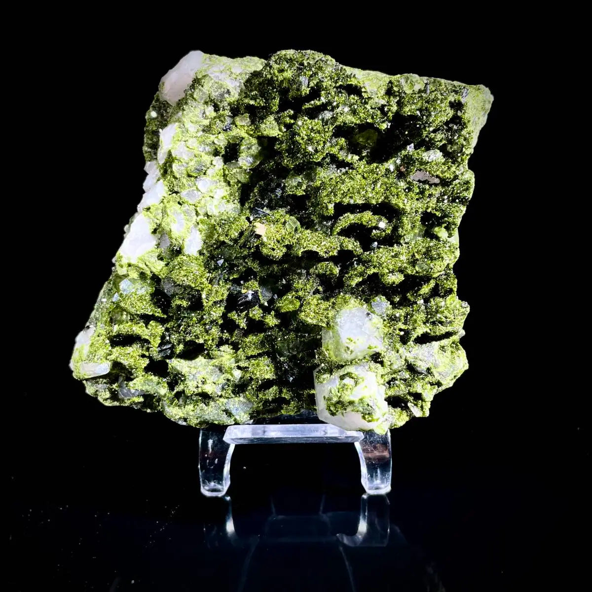Natural Turkish Epidote with Quartz Specimen | Turkey | 350 g | 8*8*1.5 cm