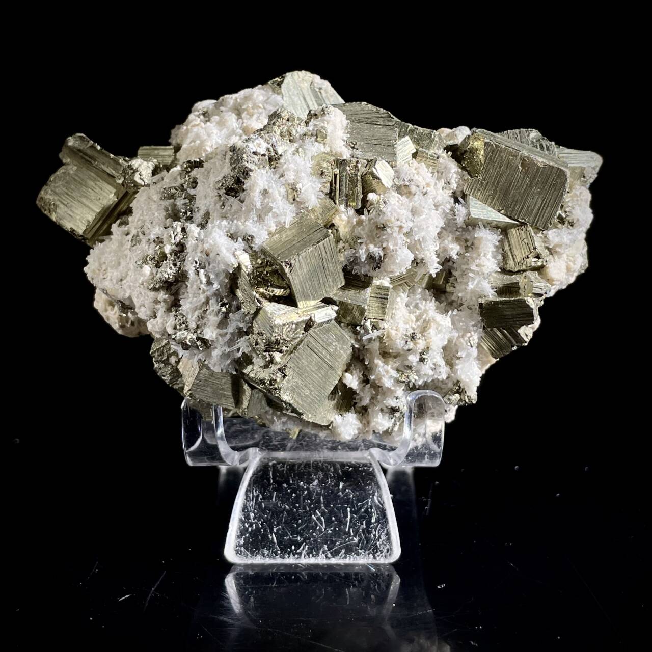 Natural Peruvian Chalcopyrite Mineral Specimen | 420g | 10.5cm ×6.5cm × 6 cm | Sulfide Minerals | Peru