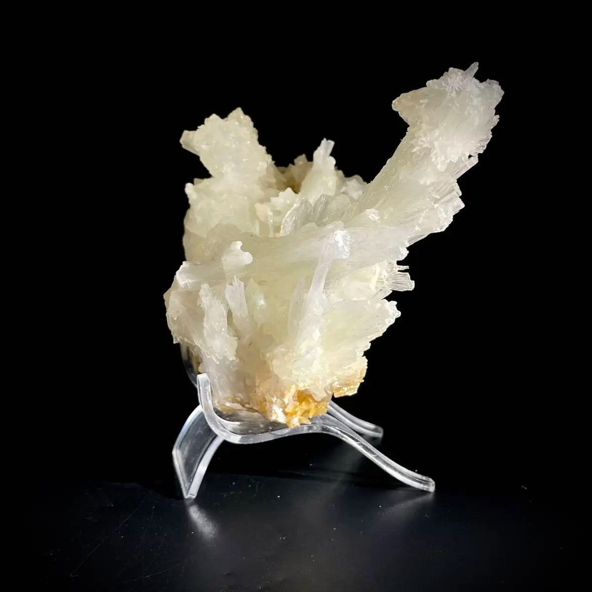 Guizhou White Aragonite/White Veined Natura l Stone Specimen |12×13×6 cm|410g