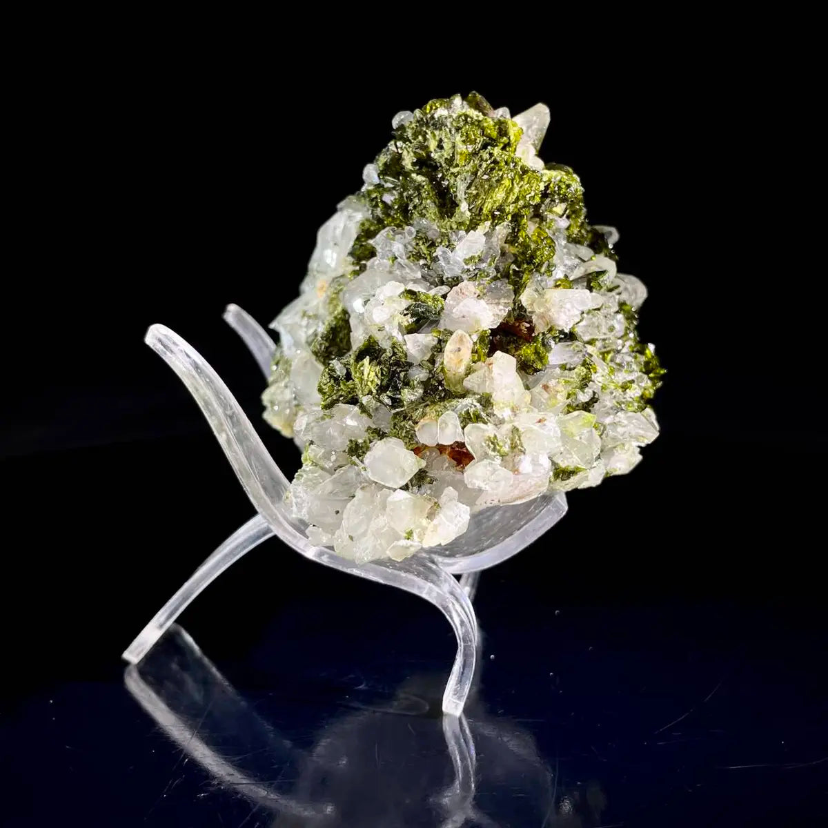 Natural Epidote with quartz from Sichuan, China | 430 g | 10*8*7 cm