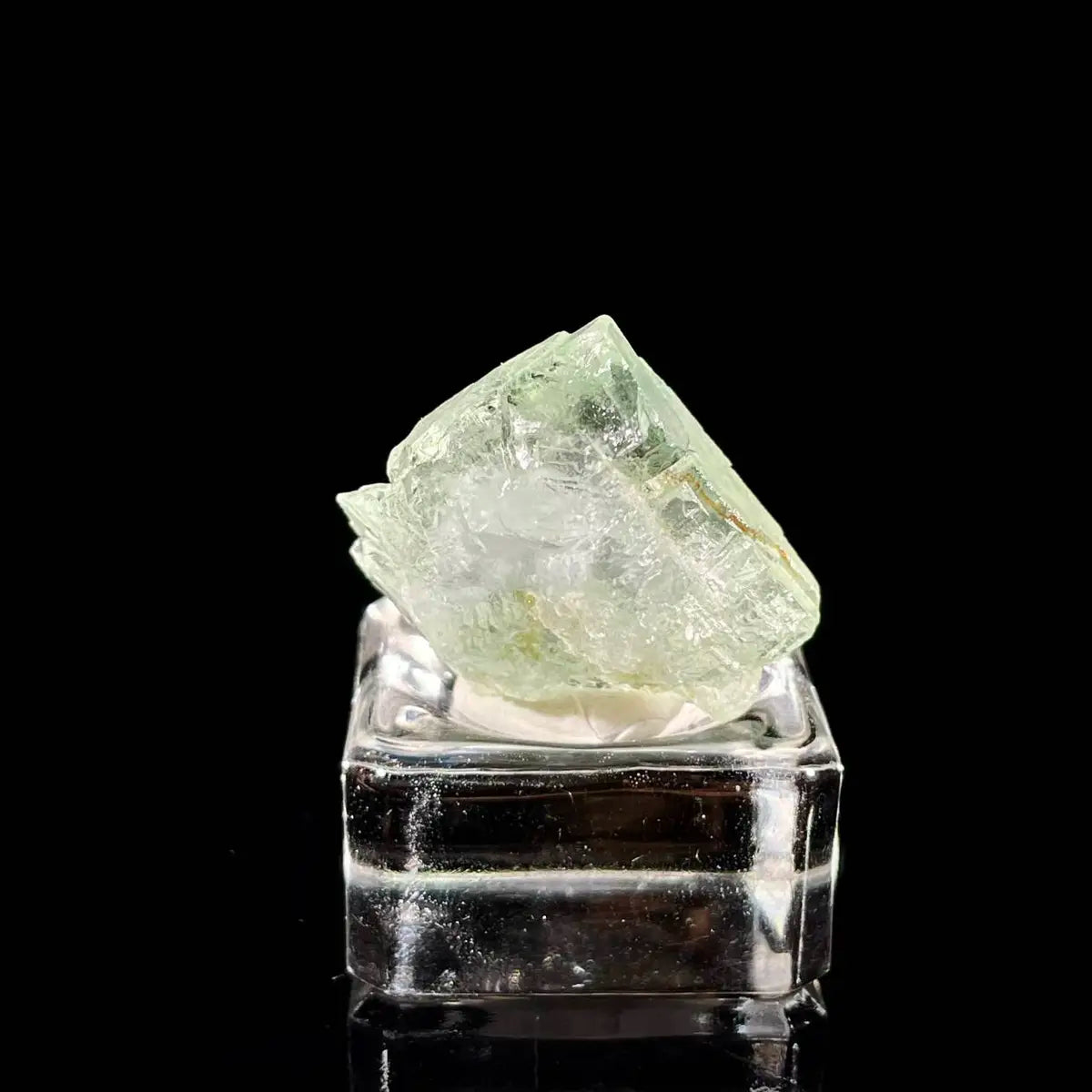 XHL Fluorite from  Hunan, China | Natural Mineral Specimen Display Piece | 20 g | 2.5*1.5*2 cm