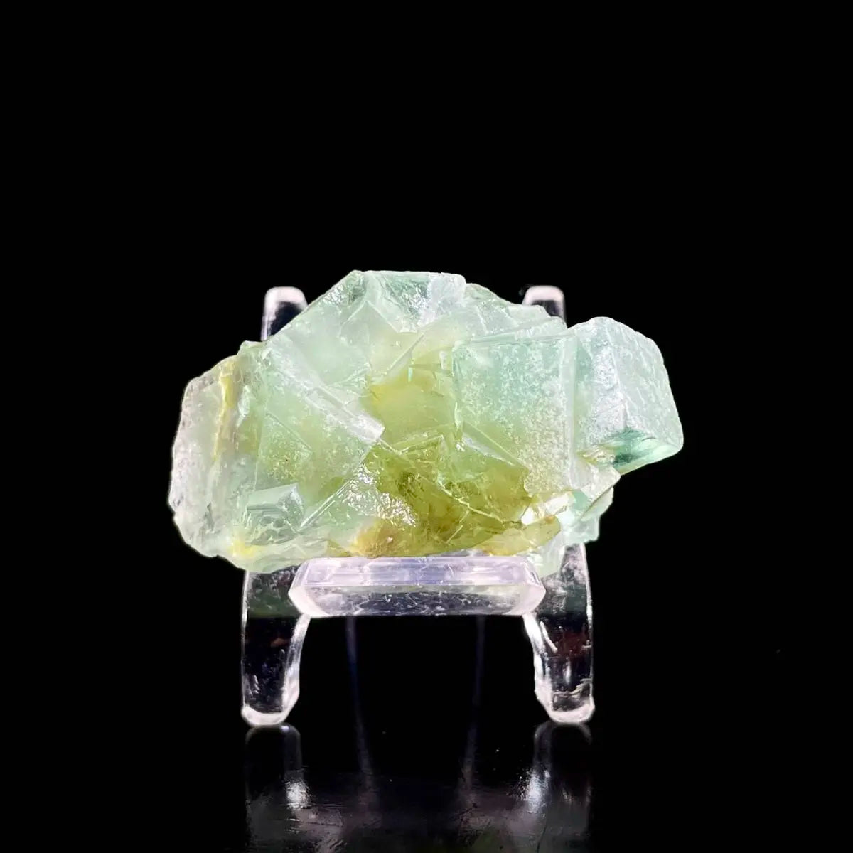 XHL Fluorite from  Hunan, China | Natural Mineral Specimen Display Piece | 30 g | 4*2*3 cm