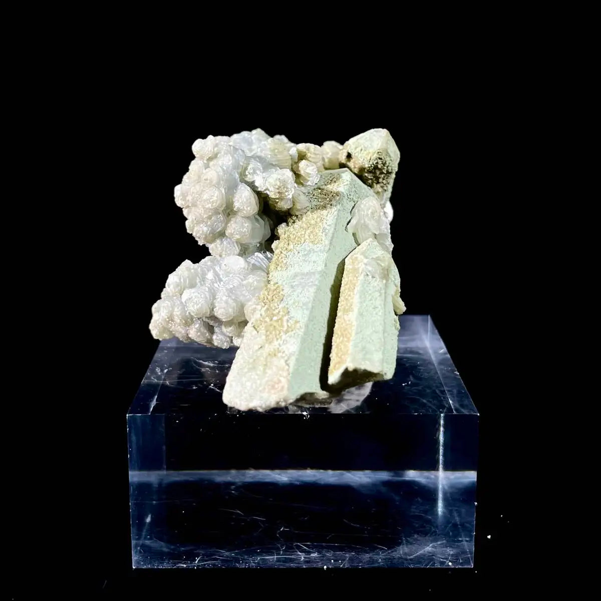 Natural Chlorite Quartz with Calcite Crystal Cluster on Matrix | Green Phantom Quartz Mineral Specimen | Rare Mineral Association | 80 g | 7*4.5*3.5 cm