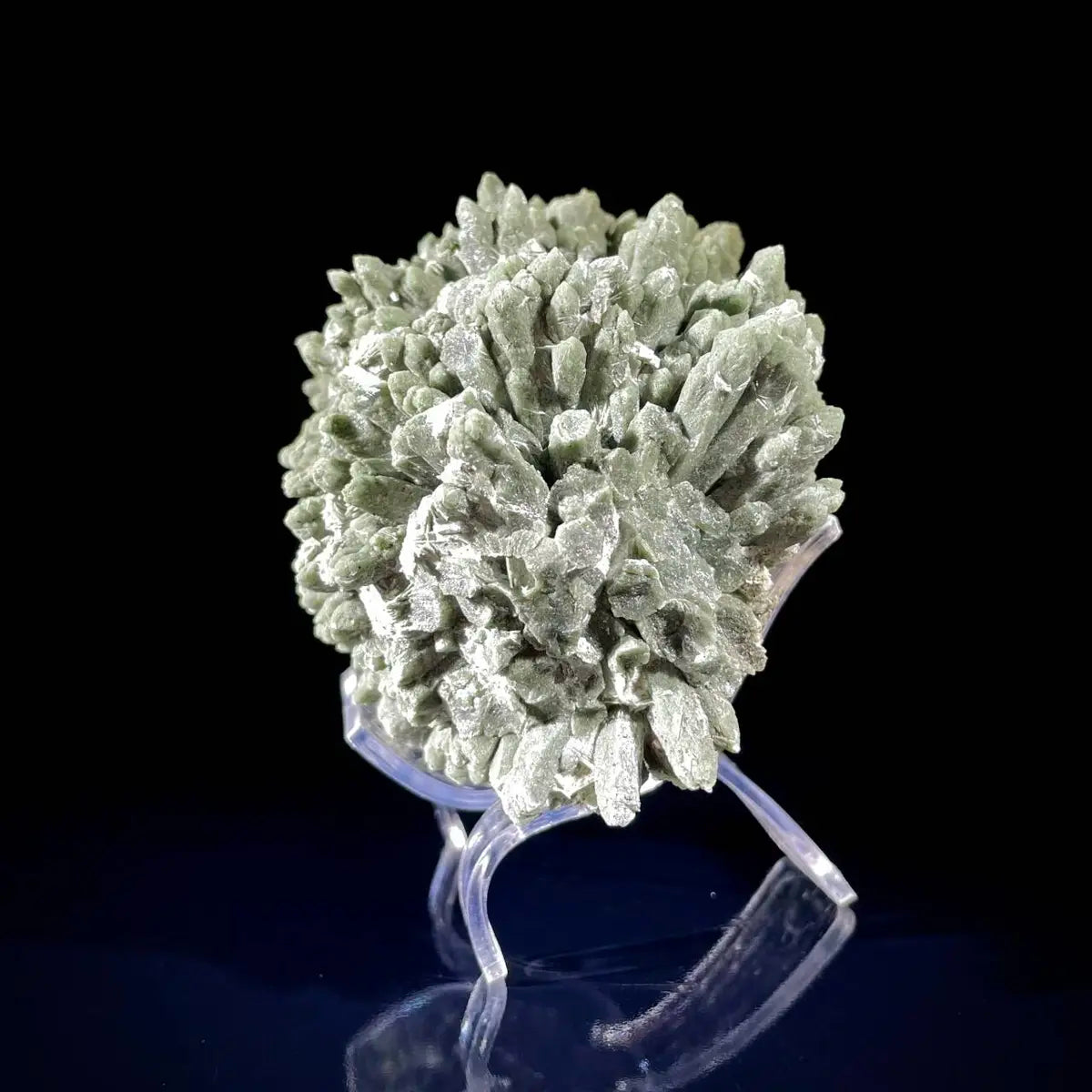 Natural Green Quartz Cluster on Matrix | Rare Colored Quartz Mineral Specimen | Mineral Collection | 660 g | 11*8*5.5 cm