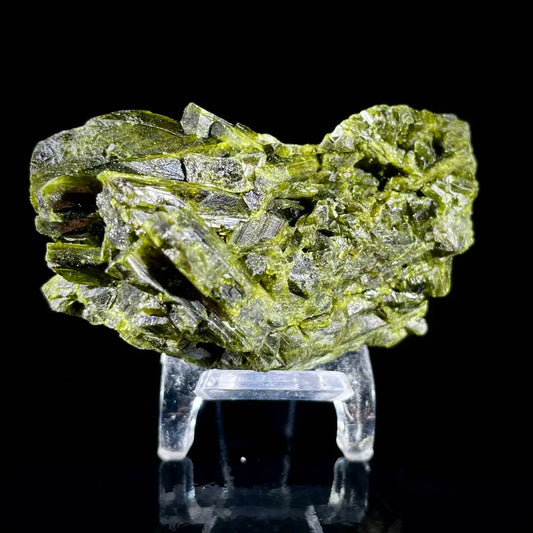 A726-Natural Green Epidote& Tourmaline Specimen |Madagascar | 74 g | 6*3.5*3 cm