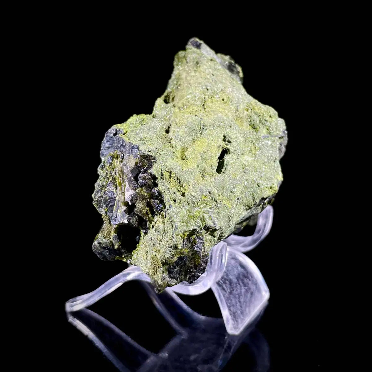 Natural Green Epidote& Tourmaline Specimen |Madagascar | 260 g | 9*6.5*4 cm