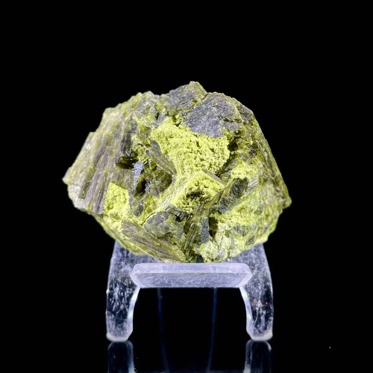 Natural Green Epidote& Tourmaline Specimen |Madagascar | 130 g | 5.5*4.5*4 cm