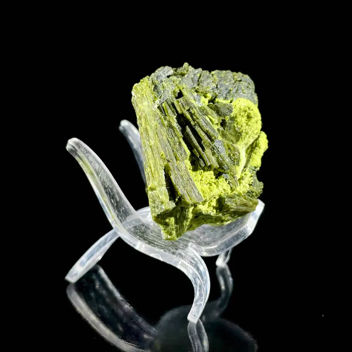 Natural Green Epidote& Tourmaline Specimen |Madagascar | 130 g | 5.5*4.5*4 cm