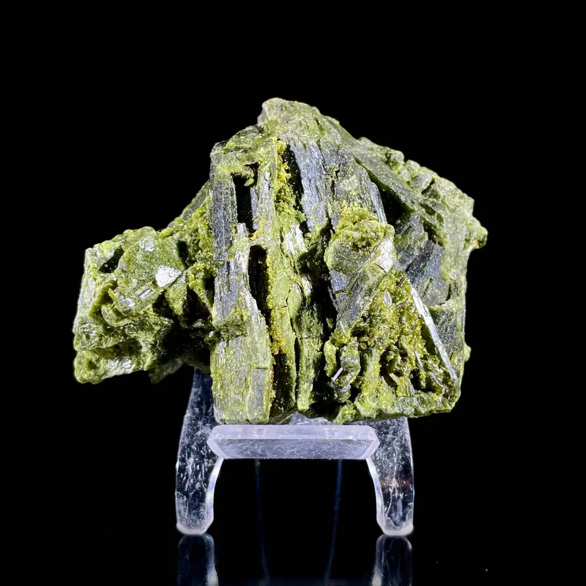 Natural Green Epidote& Tourmaline Specimen |Madagascar | 200 g | 8*6.5*4 cm