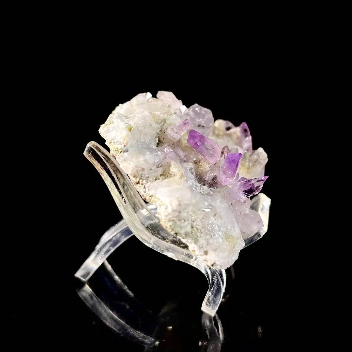 Natural Mexico Vera Cruz Amethyst | Rare Slender Amethyst  on Matrix | Collector’s Grade | 30 g | 5.5*3.5*2 cm