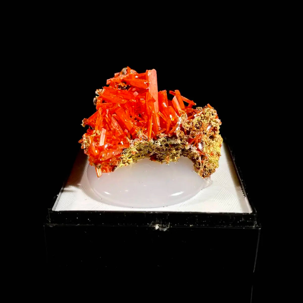 Natural Australian Crocoite Crystal Specimen | Rare Lead Chromate Mineral on Matrix | Collector’s Grade |  3*3*2 cm