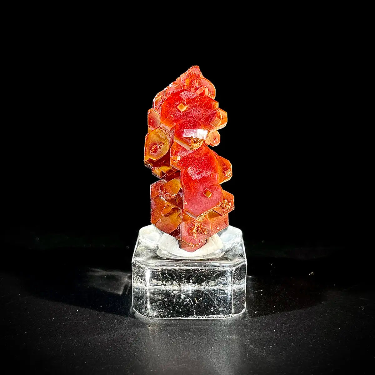 Natural Moroccan Vanadinite Specimen | Morocco | 20 g | 4*2*1.5 cm