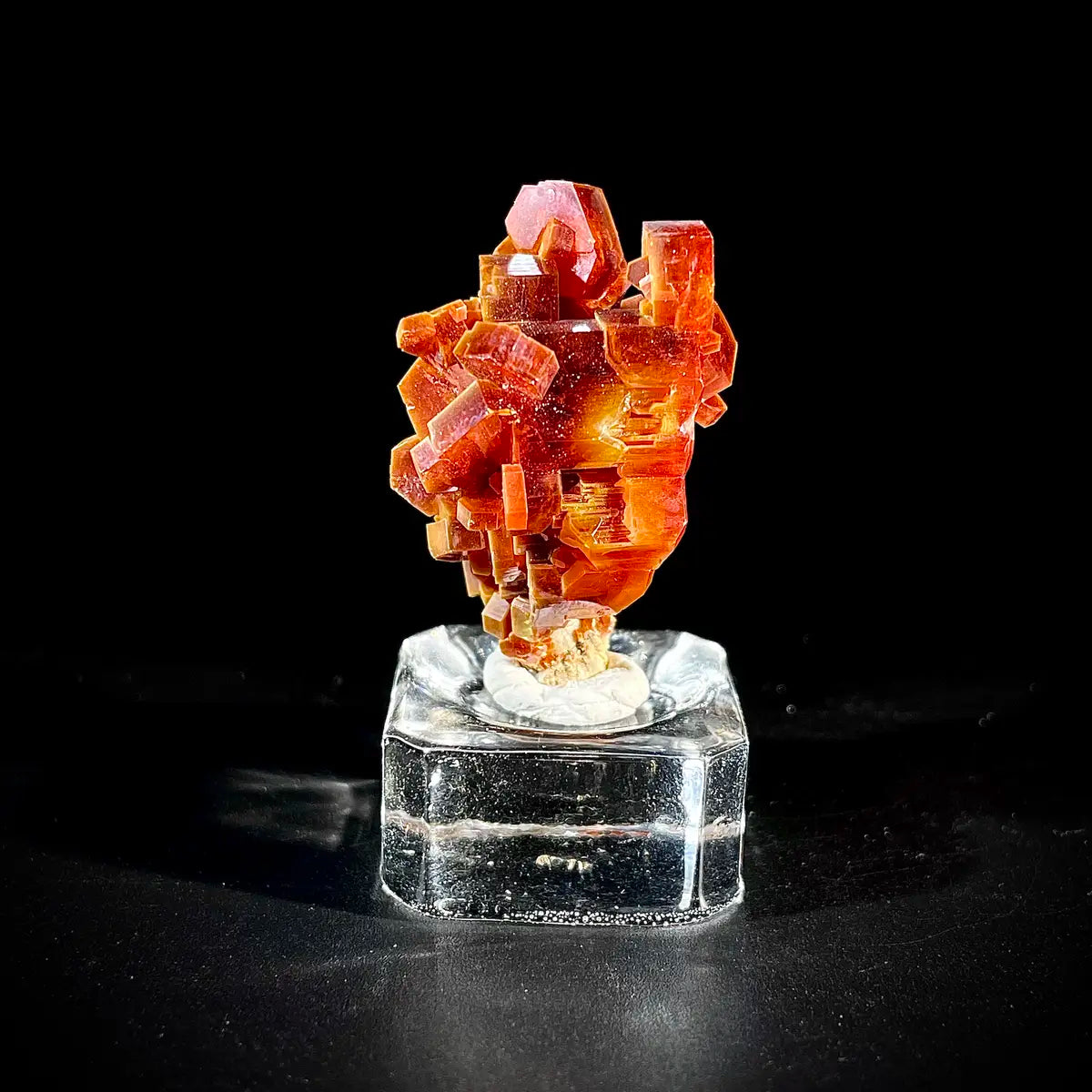 Natural Moroccan Vanadinite Specimen | Morocco | 30 g | 3.5*2*2.5 cm