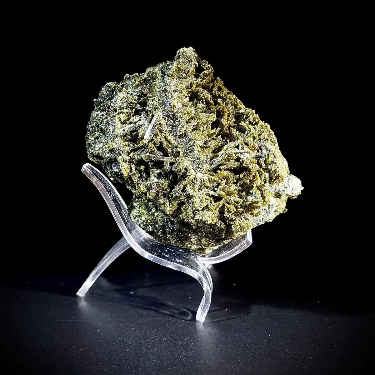 Natural Green Epidote & Tourmaline Specimen | Madagascar | 590 g | 10*7*9 cm