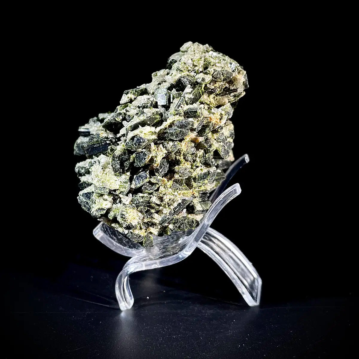 Natural Green Epidote& Tourmaline Specimen | Madagascar | 250 g | 7.5*5*7 cm