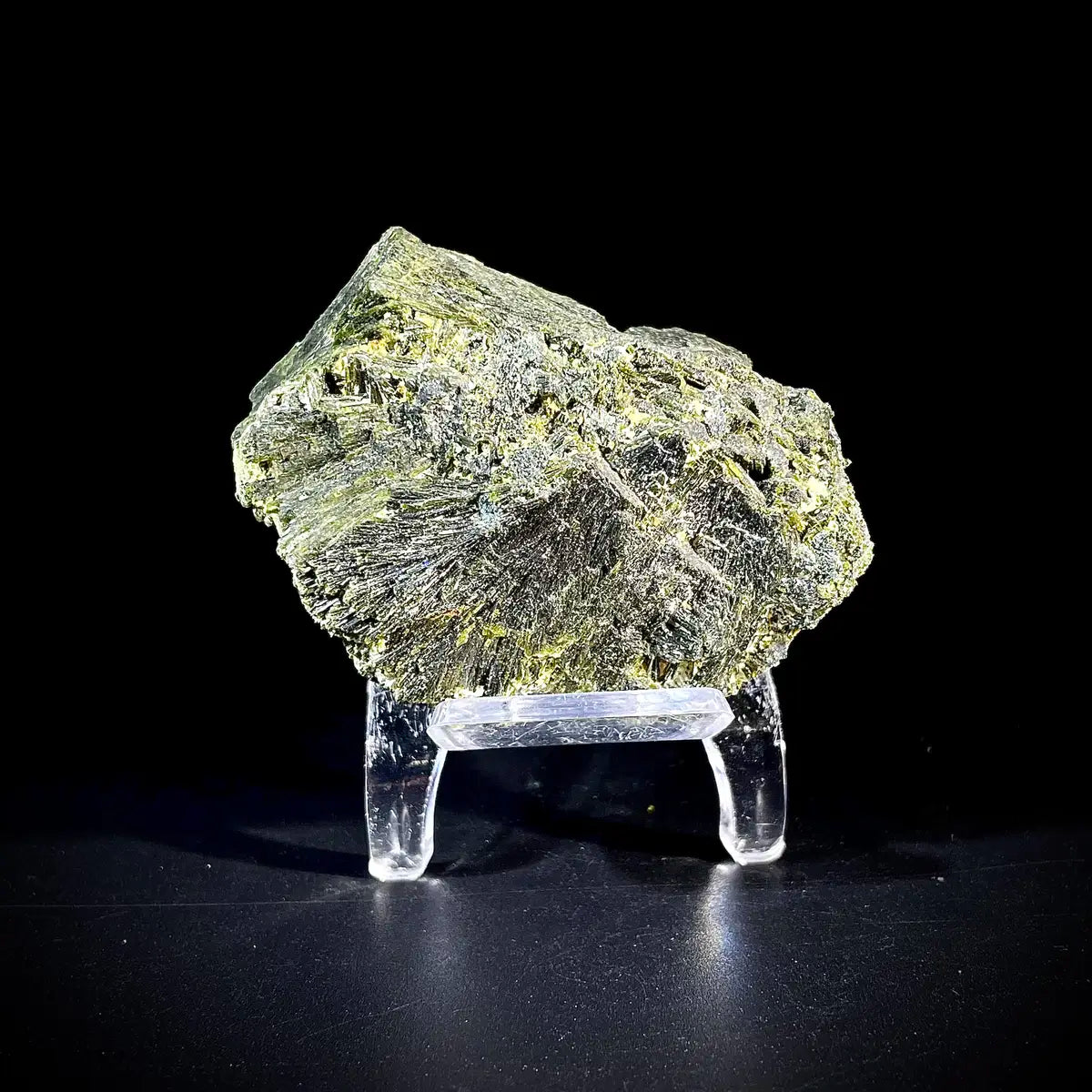 Natural Green Epidote& Tourmaline Specimen | Madagascar | 160 g | 7*4.5*3 cm