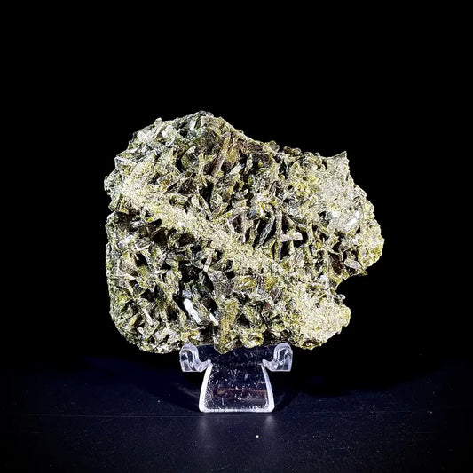 Natural Green Epidote& Tourmaline Specimen | Madagascar | 160 g | 8*6.5*3 cm