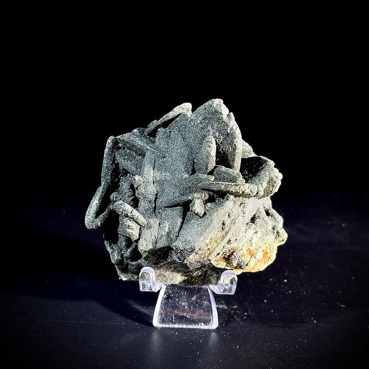 Natural Green Tourmaline Specimen | Madagascar | 140 g | 6.5*6*3 cm