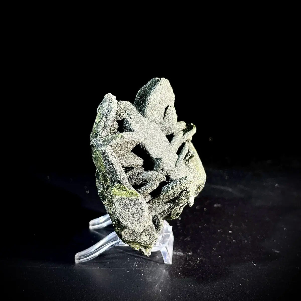Natural Green Tourmaline Specimen | Madagascar | 140 g | 6.5*6*3 cm