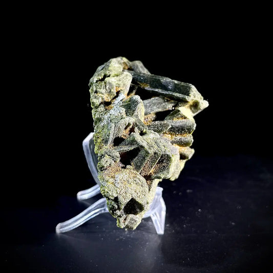 Natural Green Tourmaline Specimen | Madagascar | 360 g | 10*7*3 cm
