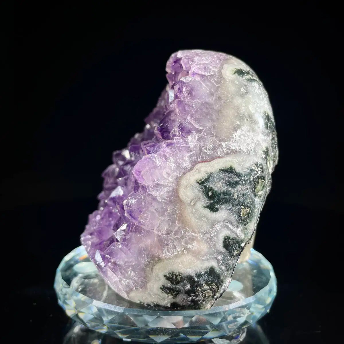 Natural Amethyst Crystal Cluster with Polished Base | 810g | 9*9*7.5 cm | Quartz Mineral Specimen | Uruguay