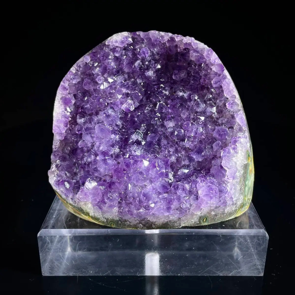 Natural Amethyst Crystal Cluster with Polished Base | 1110g | 9*11*9 cm | Quartz Mineral Specimen | Uruguay