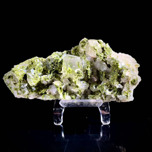 Natural Turkish Epidote with Quartz Specimen | Turkey | 450 g | 13*7*4 cm