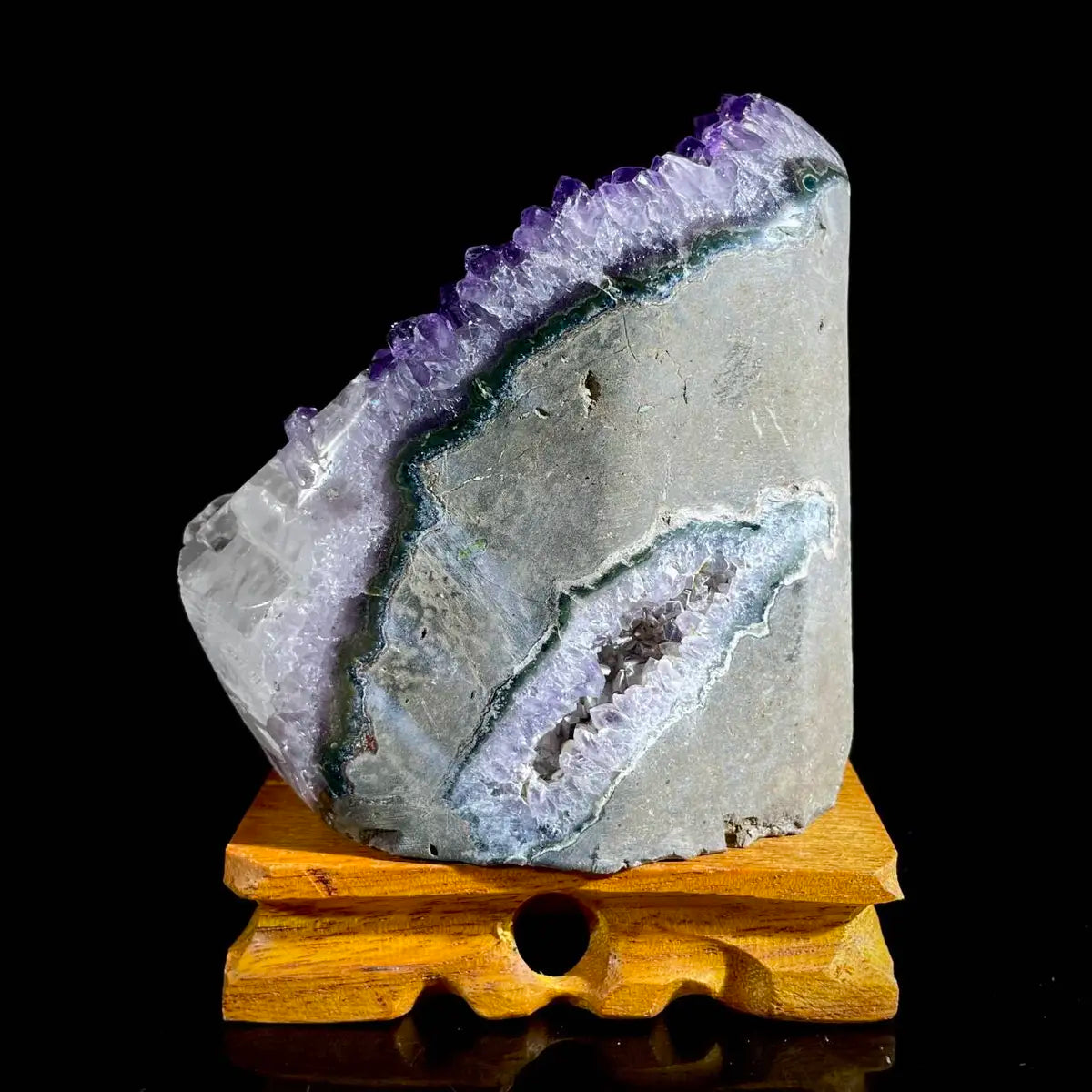 Natural Uruguayan Amethyst Crystal Cluster with Calcite Association | 1150g | 11 × 8 × 10 cm | Quartz & Carbonate Mineral Specimen | Uruguay